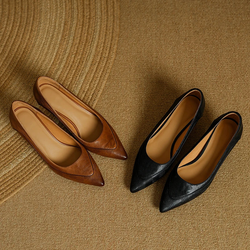 Lyra™ | Timeless Leather Pumps