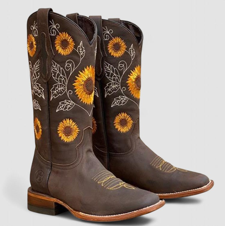 Chiara | Embroidered Cowboy Boot Sunflower