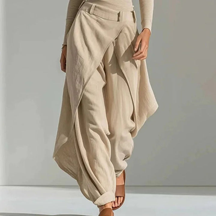 Claire Two-Piece Set with Asymmetric Flowing Trousers